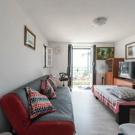 Penthouse Magnificent River View In Alfama Apartment *